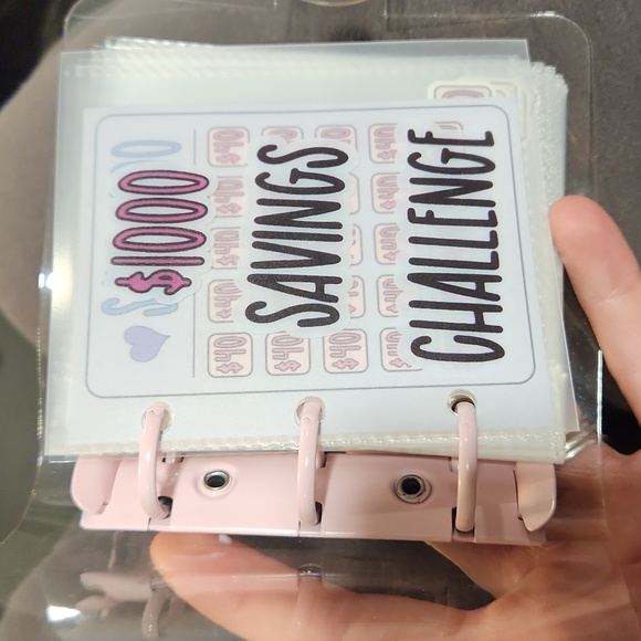 Mini 1000$ saving challenge binders - Picture 2 of 5